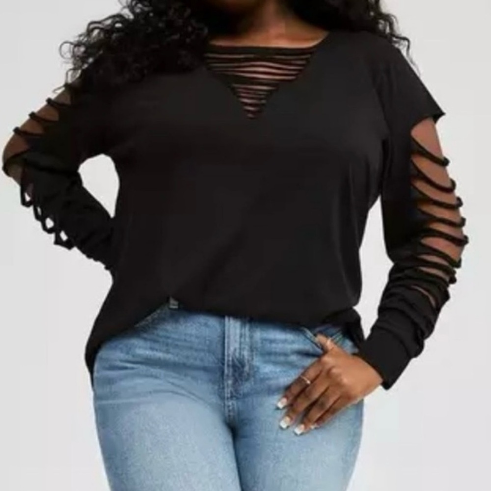 Black and Gray Cutout Sleeve Blouse - Picture 2 of 7
